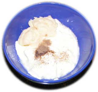 jogurt naturalny, chrzan tarty